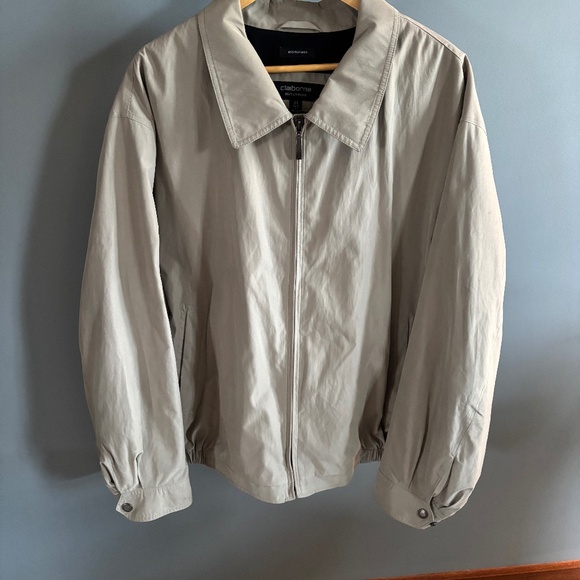 Mens Claiborne Outerwear Microfiber Jacket in pristine condition! - Picture 1 of 10